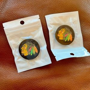 2 Chicago Blackhawk Pop Sockets Phone Grip